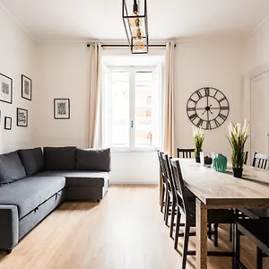  Apartment Via Palestrina Italy